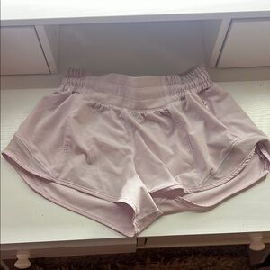 Light Pink Lululemon Hotty Hot Shorts, Size 2, 2.5 inch